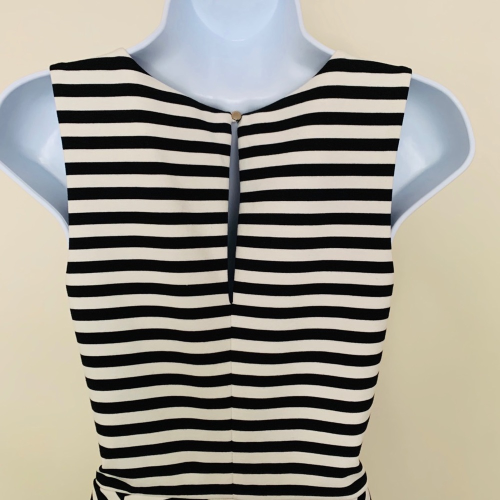 Express Fit and Flare Black & White Dress 👗 - Picture 4 of 5